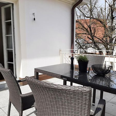 Apartment 4-6 Personen I 80Qm I Altstadt I Dachterasse I Parkplatz Straubing Esterno foto