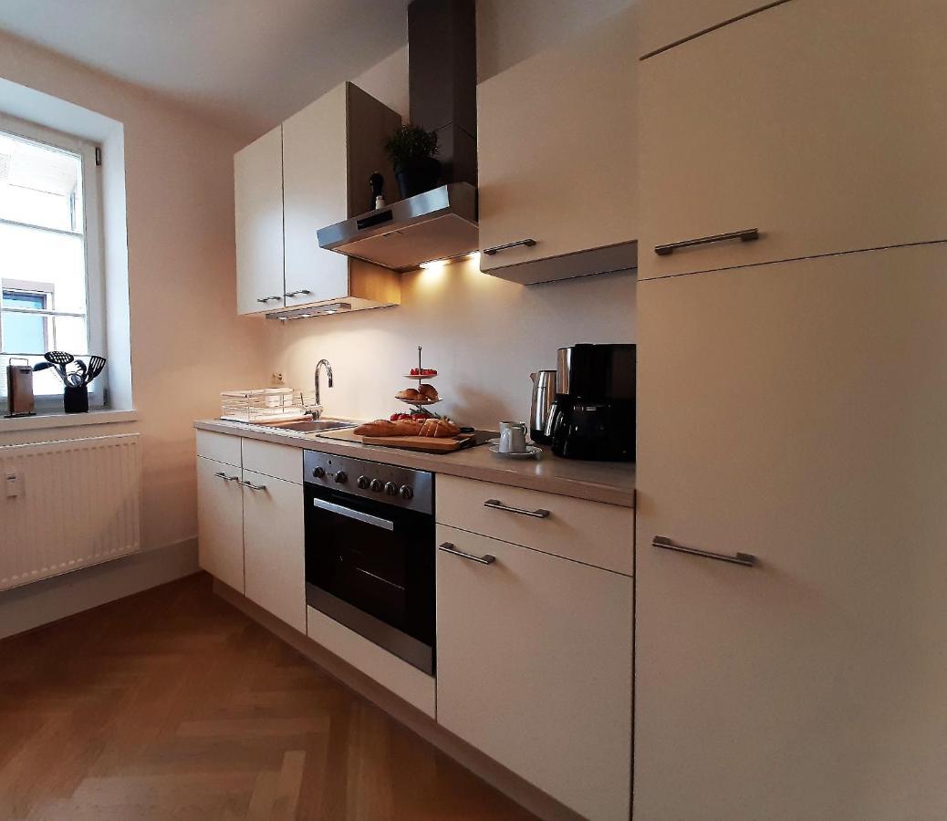 Apartment 4-6 Personen I 80Qm I Altstadt I Dachterasse I Parkplatz Straubing Esterno foto