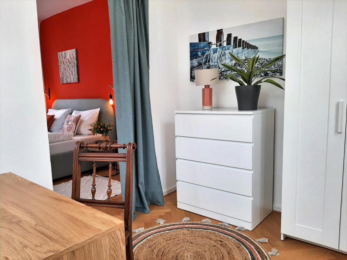 Apartment 4-6 Personen I 80Qm I Altstadt I Dachterasse I Parkplatz Straubing Esterno foto